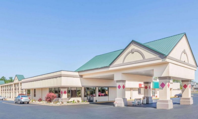 Holiday Inn - Grayling Location (newer photo)